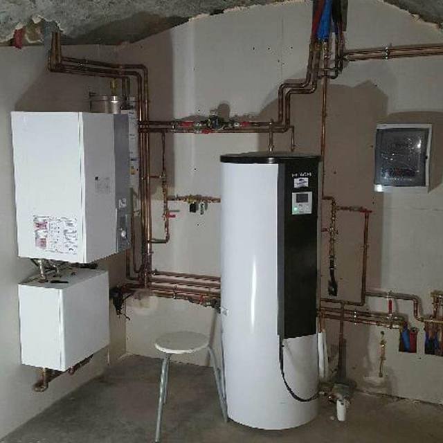 Pompe à chaleur AIR/EAU avec module hydraulique